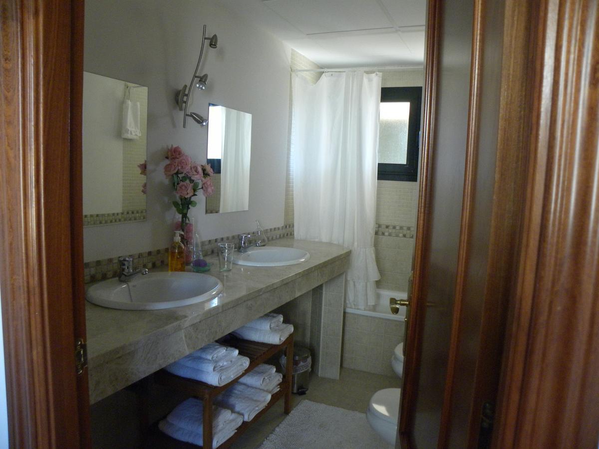 El Jardin De Los Gatos Apartament Касерес Экстерьер фото